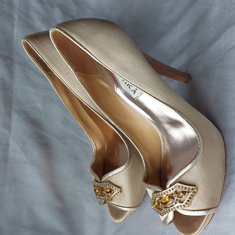 BADGLEY MISCHKA satin jewel toe heels, 7